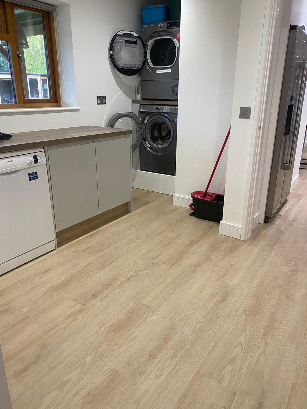 £15.00 FULL PLANK SAMPLE - Endura Commercial LVT Dusty Beige Oak Full Plank | R11 Slip Rating | 3mm thick | 0.7mm Wear Layer