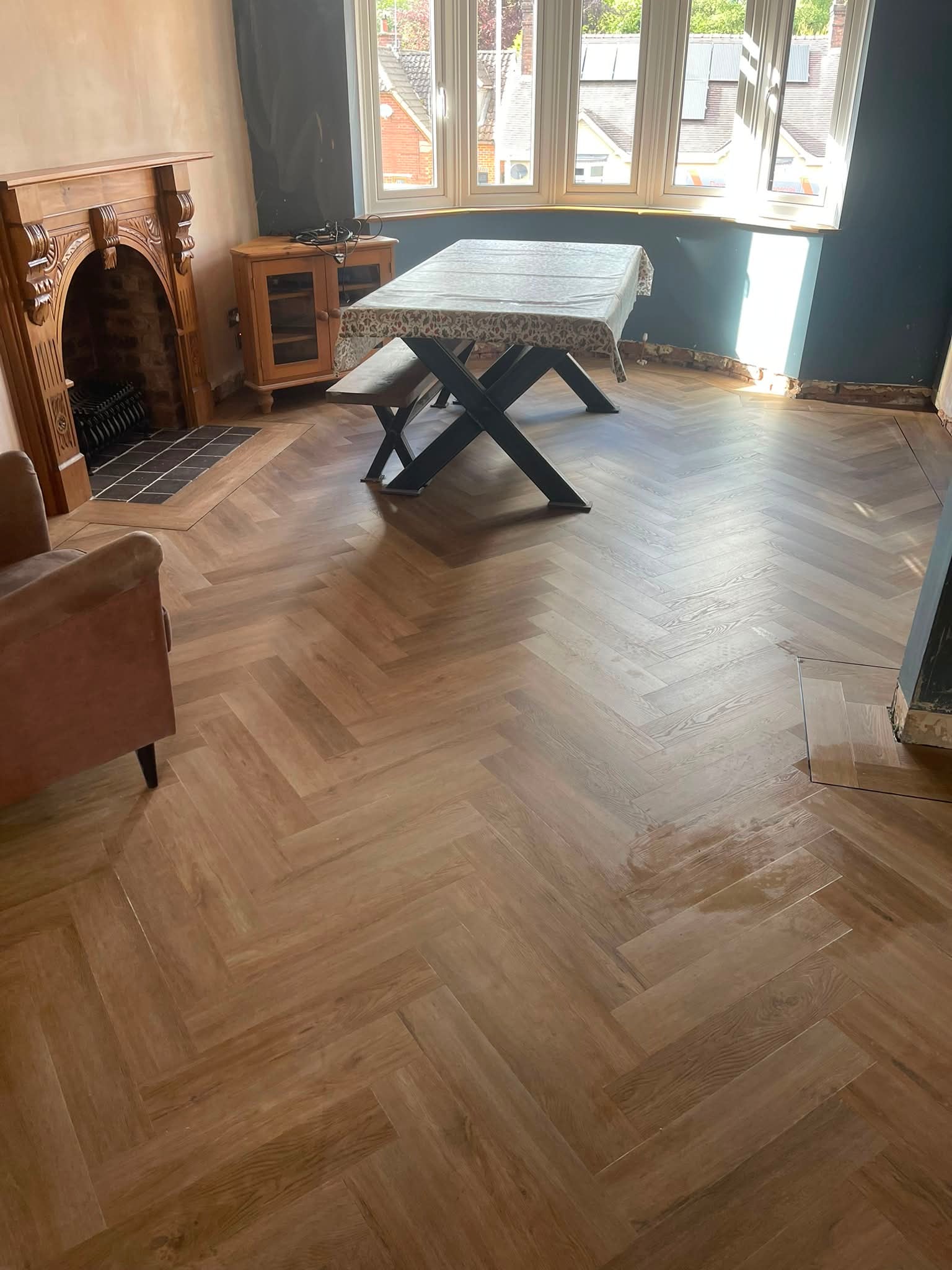£26.99m2 - Endura Commercial LVT Natural Timber Herringbone | R11 Slip Rating | 3mm thick | 0.7mm Wear Layer (2.277m2 per pack)