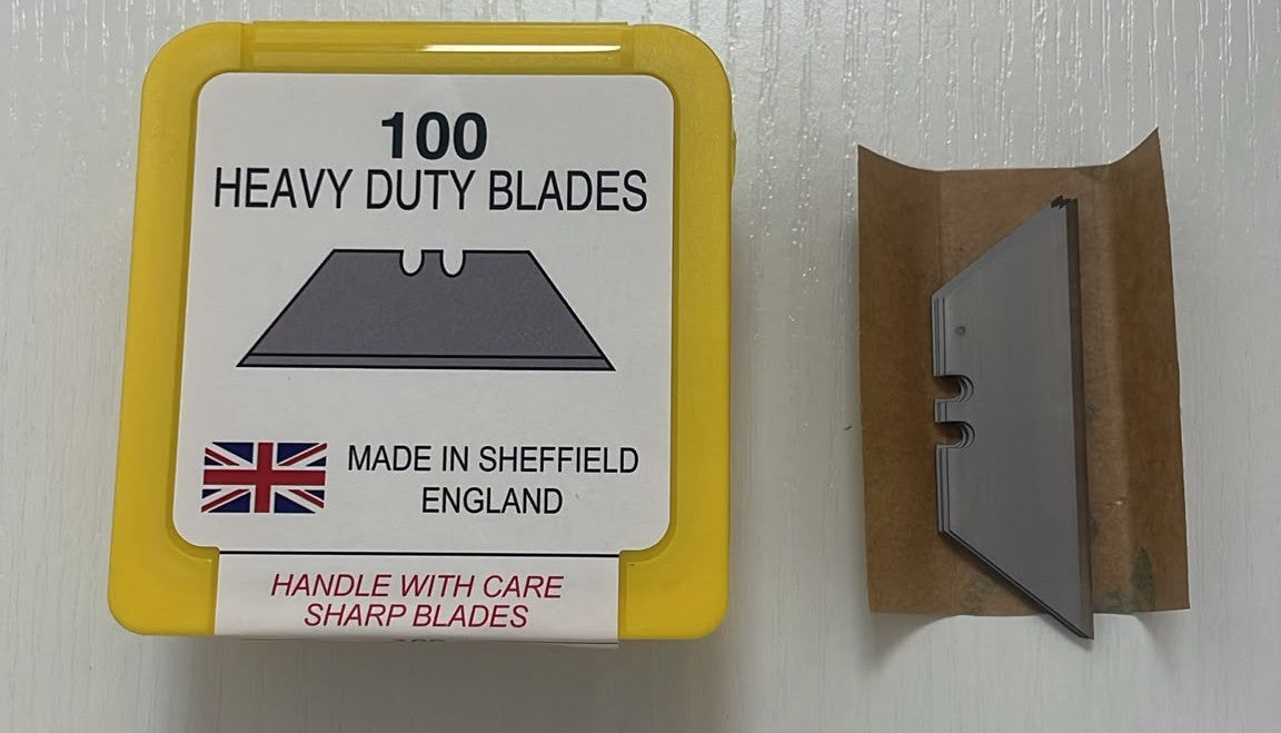 Tub of 100 heavy duty straight trimming blades made in Sheffield England