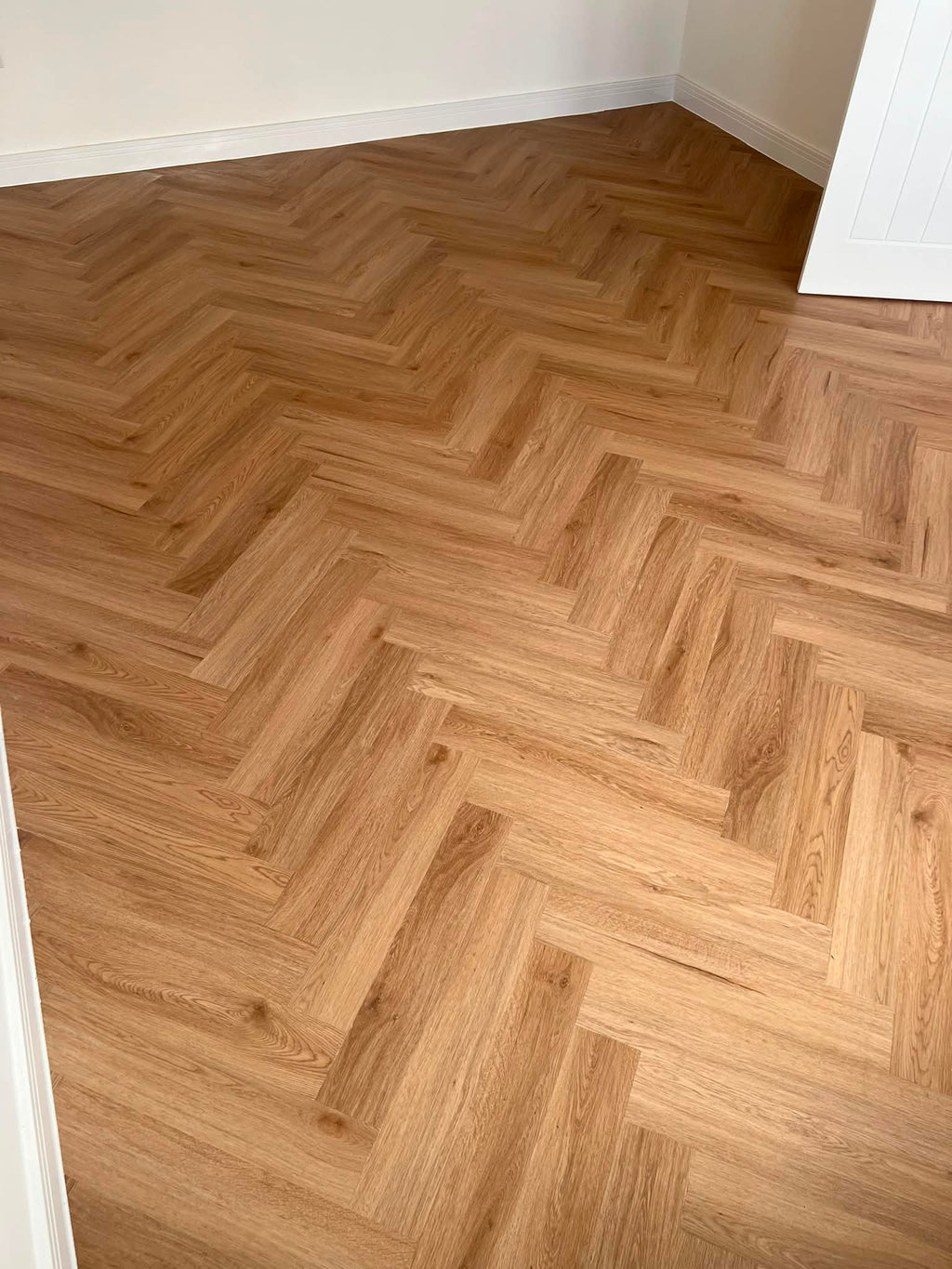 Brampton Chase Metro Trends Mayfair Herringbone
