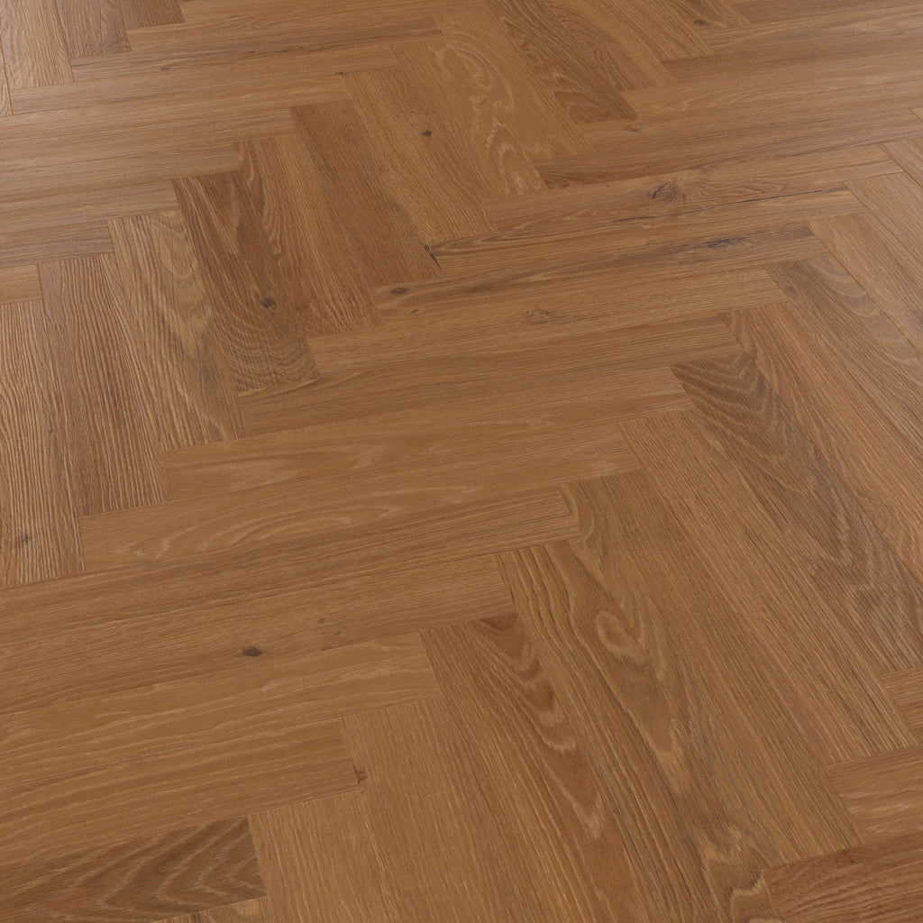 £20.99m2 - Palio Essenza by Karndean - Bologna Oak Herringbone SM-PVP404 (1 x pack 3.345m2)