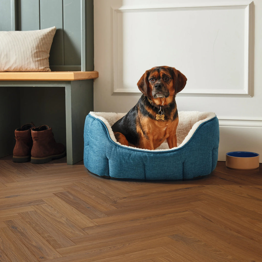 £20.99m2 - Palio Essenza by Karndean - Bologna Oak Herringbone SM-PVP404 (1 x pack 3.345m2)
