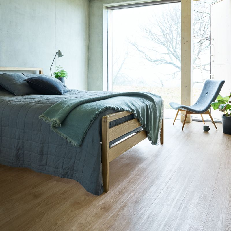 LX Hausys Decotile 55 Blond Walnut 1253 room image