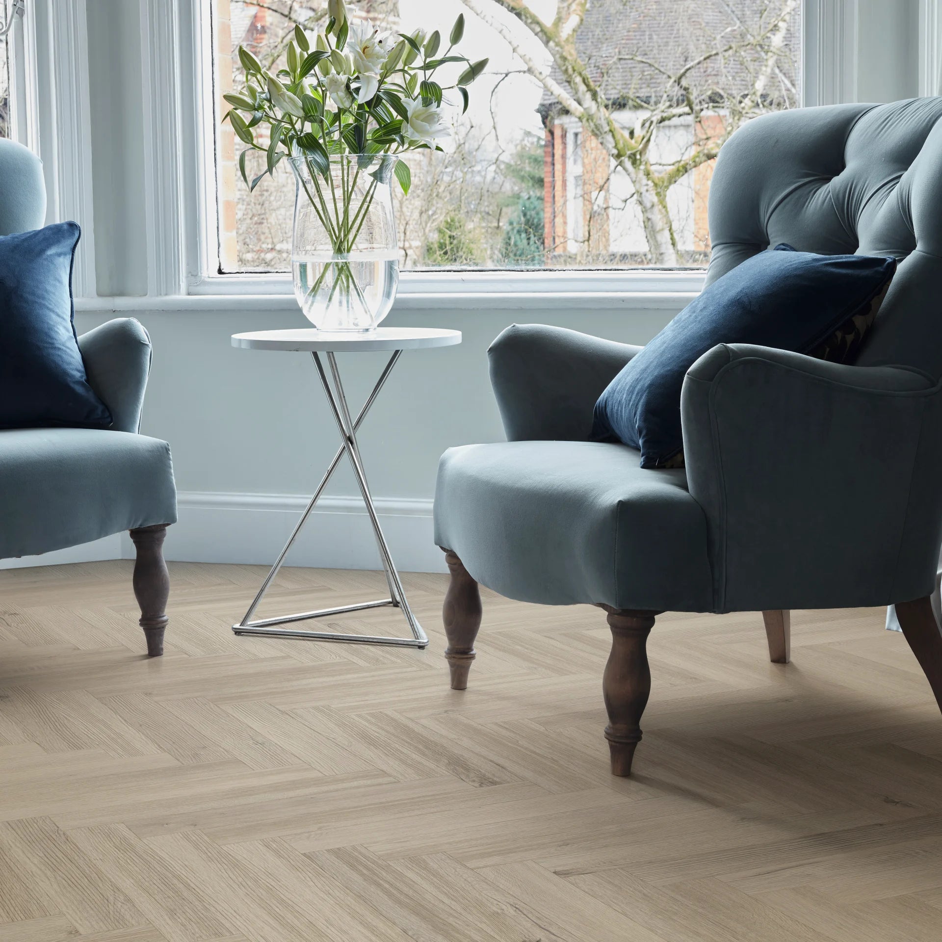£20.99m2 - Palio Essenza by Karndean - Elba Oak Herringbone SM-PVP410 (1 x pack 3.345m2)