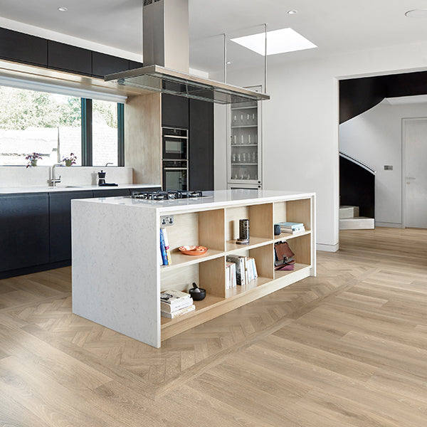 Sierra Exempla Southwold Oak Large Parquet room scene