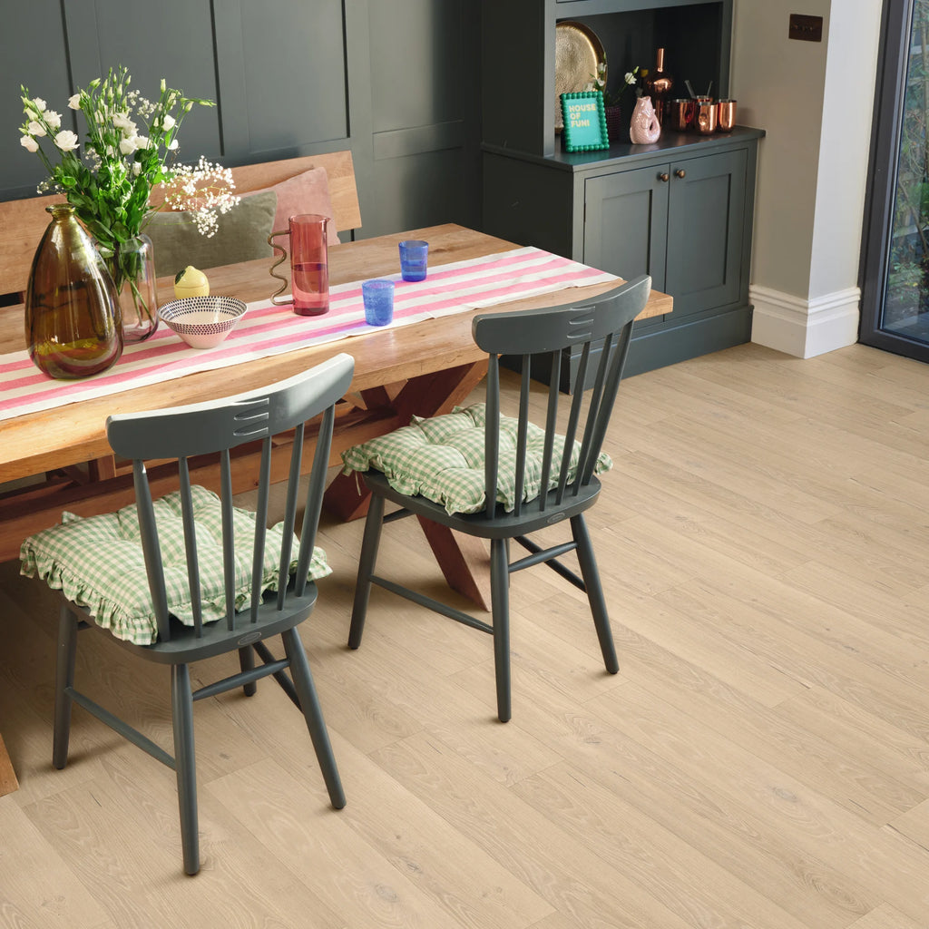 £20.99m2 - Palio Essenza by Karndean - Florentine Oak Full Plank PVP401 (1 x pack 4.335m2)