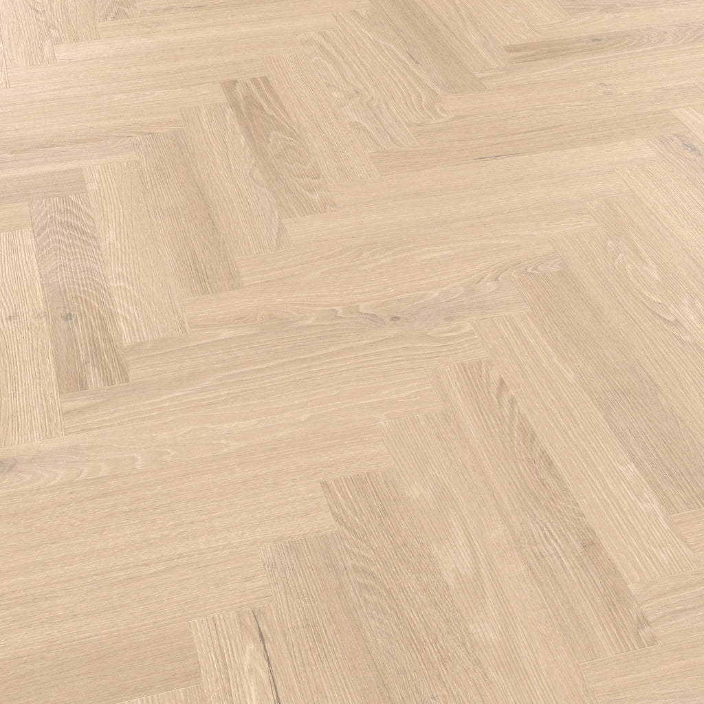 £20.99m2 - Palio Essenza by Karndean - Florentine Oak Herringbone SM-PVP401 (1 x pack 3.345m2)