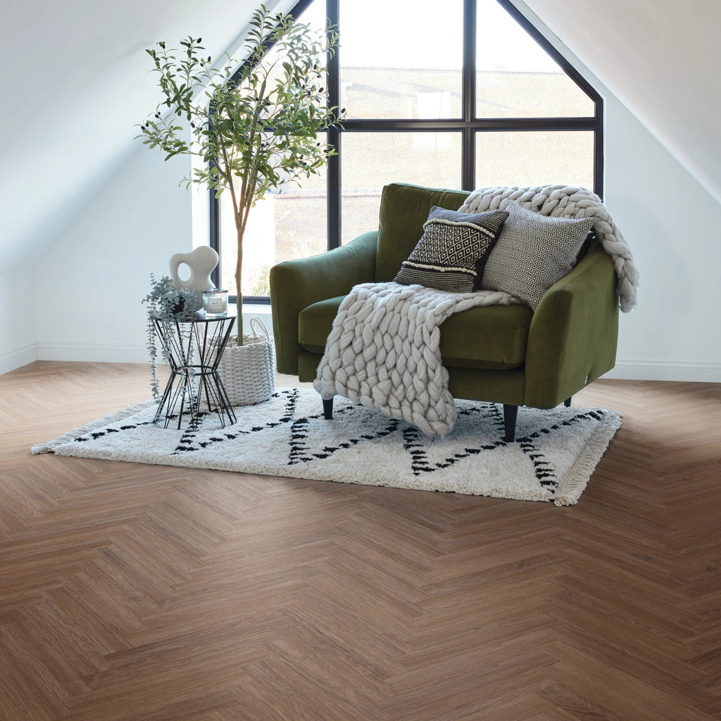 £20.99m2 - Palio Essenza by Karndean - Roma Oak Herringbone SM-PVP405 (1 x pack 3.345m2)