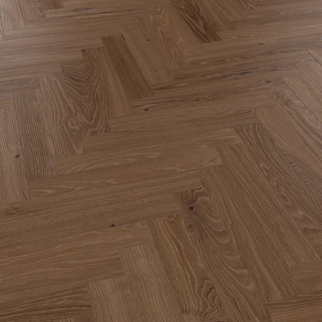 £20.99m2 - Palio Essenza by Karndean - Roma Oak Herringbone SM-PVP405 (1 x pack 3.345m2)
