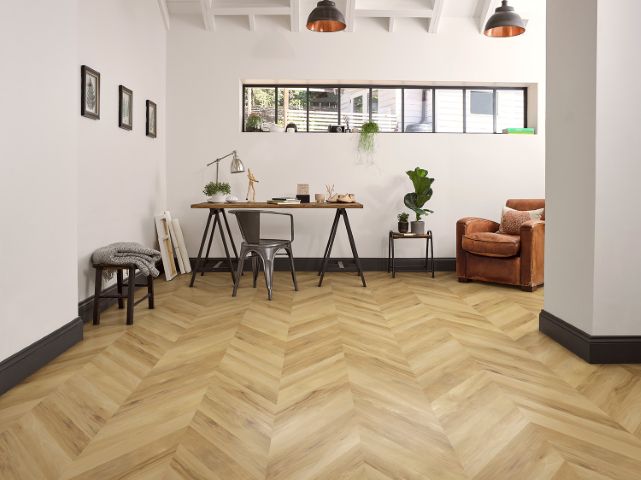 Hagley Signature Design 55 Hartlebury Oak Gluedown LVT Fishbone