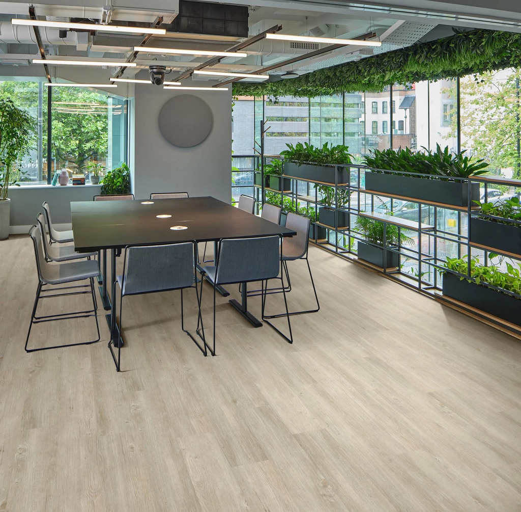 £26.99m2 - Karndean Van Gogh Rigid Core LVT Click - Light Country Oak ( 1 x Pack 2.196m2)